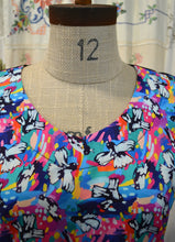 Load image into Gallery viewer, Berserk Vee neck Cotton and Linen Magpie top.