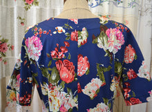 Load image into Gallery viewer, Berserk Navy bouquet stretch tunic dress