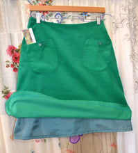 Load image into Gallery viewer, Berserk  Emerald Green corduroy pocket skirt with lining